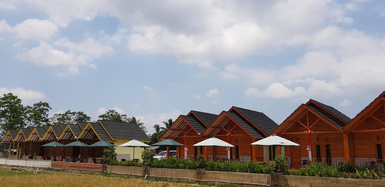 Vila Tenjo Gunung Cilowa Ngoại thất bức ảnh